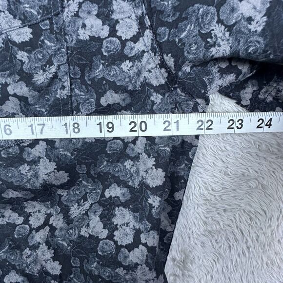 Levis Mens XL Floral Shirt Navy Black Button Up Short‎ Sleeve Versatile Classic - Picture 3 of 11